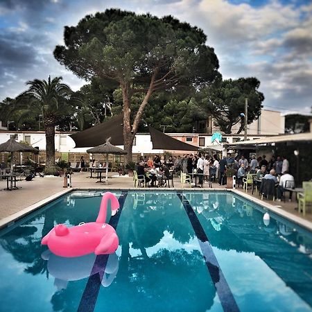 Hotel Aquarius Canet-en-Roussillon Dış mekan fotoğraf
