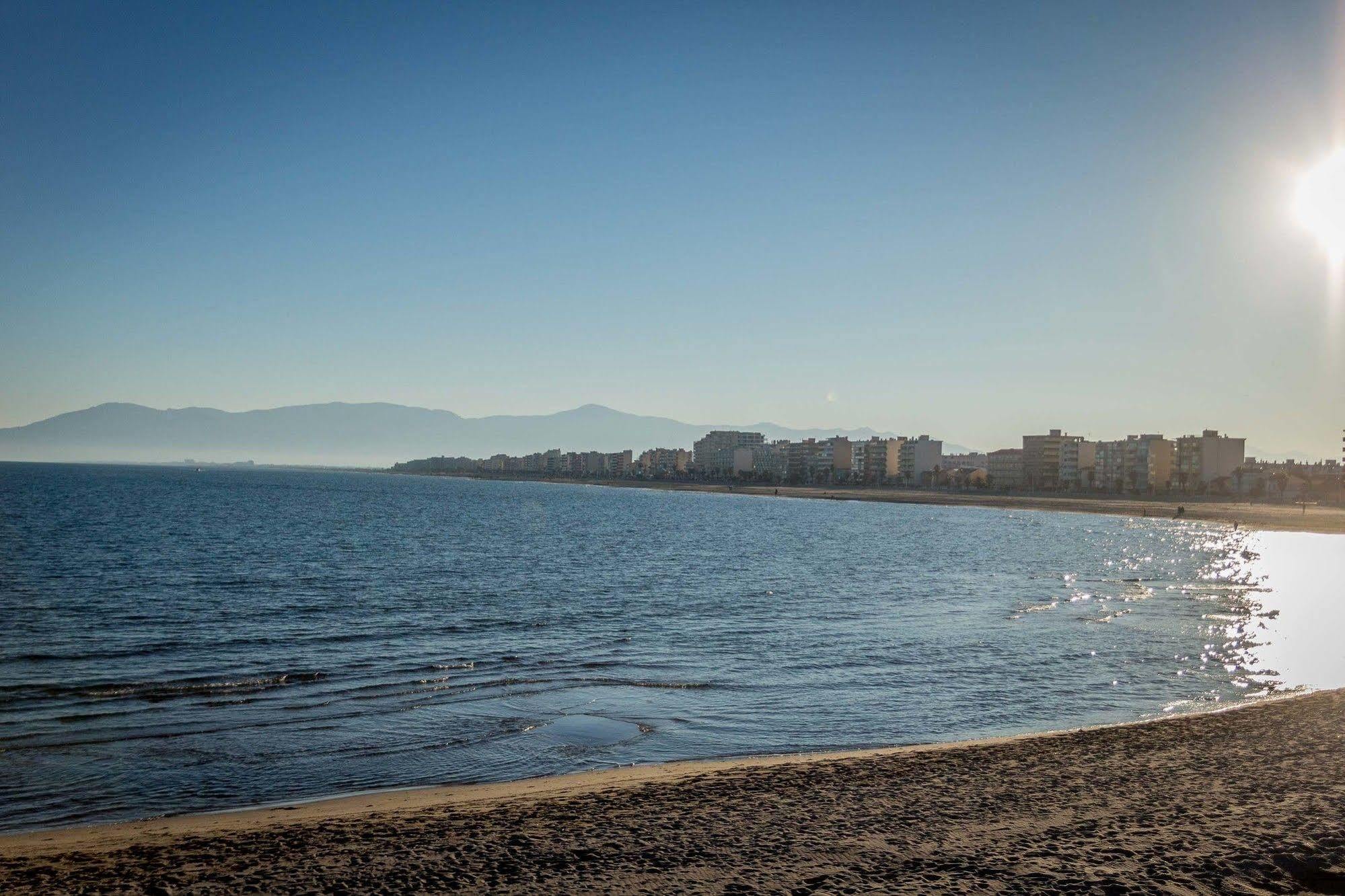Hotel Aquarius Canet-en-Roussillon Dış mekan fotoğraf
